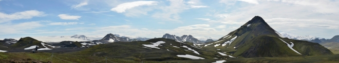 Panorama při pohledu zpět. Vlevo opět Mýrdalsjökull.