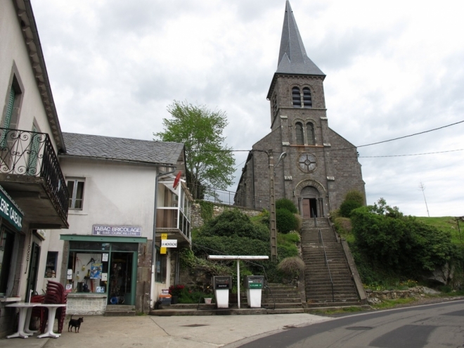 St-Genés Champespe. Vše pohromadě