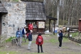 Dnes je hrad naštěstí otevřený, je sobota, ale přes týden byste sem cestu vážili často zbytečně. Jistě si je lepší v jarním termínu zavolat na číslo uvedené na webu.