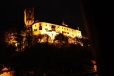 Po setmění svět se mění a s ním i pohled na hrad Rožmberk.