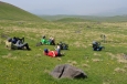 U vrcholu Aždahak (3597 m) v pohoří Geghamy, Arménie