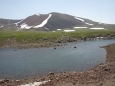 U vrcholu Učtepe (3307 m) v pohoří Geghamy, Arménie