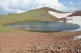 Na vrcholu Aždahak (3597 m) v pohoří Geghamy, Arménie