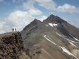 Výhled ze západního vrcholu Aragatsu (cca 4000 m), Arménie