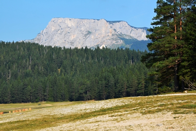 Stolová hora - Crvena greda, cíl dnešního výstupu.