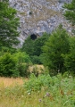 Jalovačka pećina - jeskyně nad planinou.