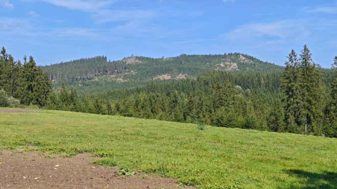 Tischberg (1 063 m n. m.).